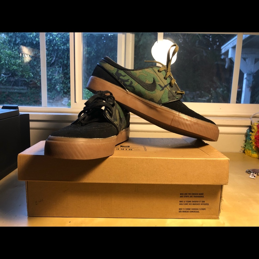 Nike Zoom Stefan Janoski Olive Camo Green Black